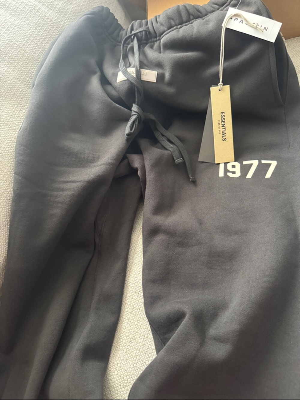 Large 1977 essentials pants